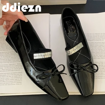 Дамски балетни апартаменти обувки 2024 Женски пеперуда-възел кристали обувки нова мода плитки дами Лолита обувки за пързалки