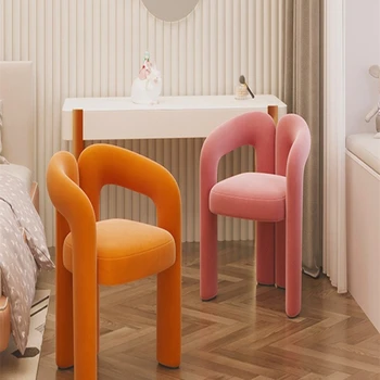 Nordic луксозен домакински стол за хранене тоалетка мрежа червен грим стол фея стол нокти стол прост модерен офис стол