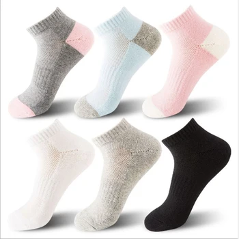 Solid Sport памук дамски чорапи сладък хавлиена пролет зимна мода пот абсорбира дами кратко екипаж Chaussettes