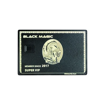 0.8mm луксозни метални карти, налични в множество цветове, перфектни като подаръчни карти, отпечатани чрез лазерна маркировка.