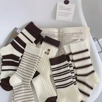 5бр/комплект Сладко момиче чорапи средно дълги чорапи за есента и зимата Пот-абсорбиращи и топли Дълги любовници Комбинация Двойка Чорапи