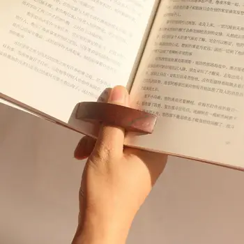 Дървен палец Bookmark Една ръка четене палеца книга притежателя за офис книга любители възрастни деца студент бързо четене инструменти K7N5