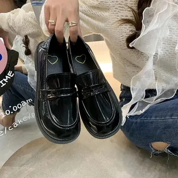 Ежедневни ретро обувки Оксфорд за жени Черна лачена кожена модна платформа Slip On Flats Дами Lolita Kawaii Униформени мокасини Нови