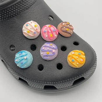 Нов дизайнер 3D симулирани сладоледени щифтове за Crocs Детски сабо Сладък Jibz чар обувки декорации за чехли аксесоари DIY